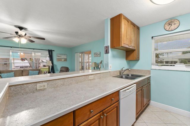 422 Sandpiper Drive D, Fort Pierce, FL 34982