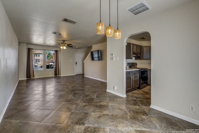 8936 Dakota Run, Converse, TX 78109