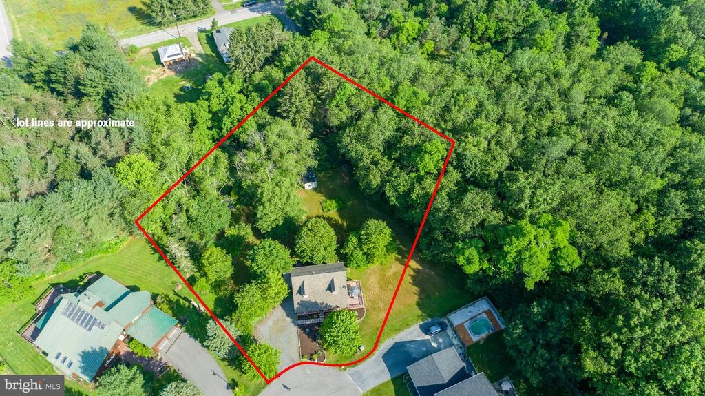 163 CRESTVIEW DR, Oakland, MD 21550