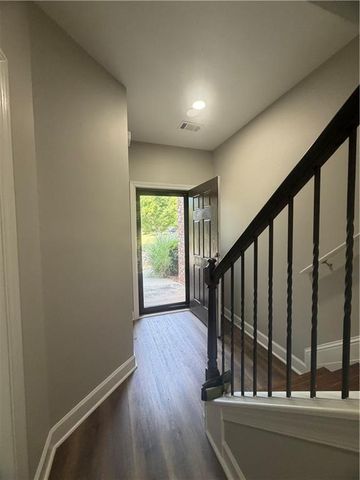 6035 Bayrose Circle, East Point, GA 30344