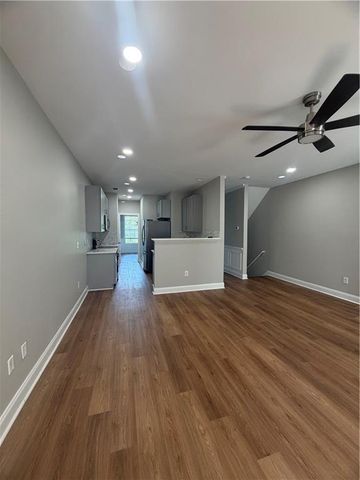 6035 Bayrose Circle, East Point, GA 30344