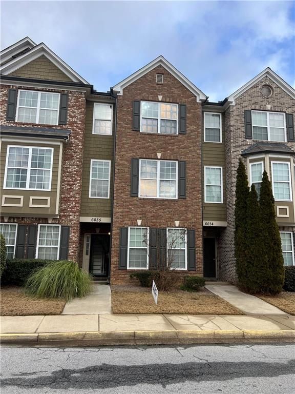 6035 Bayrose Circle, East Point, GA 30344