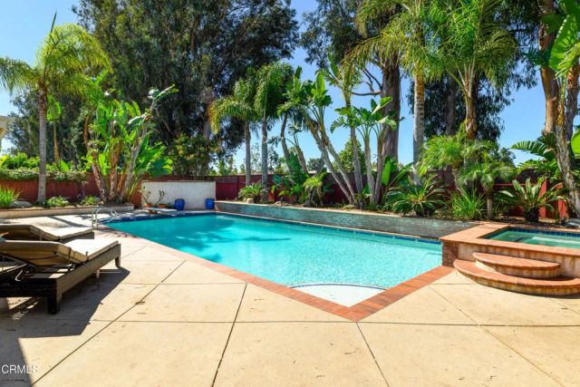 2111 Calaveras Drive, Camarillo, CA 93010