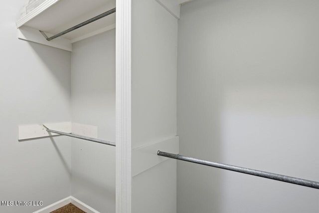 518 Castlewoods Boulevard, Brandon, MS 39047