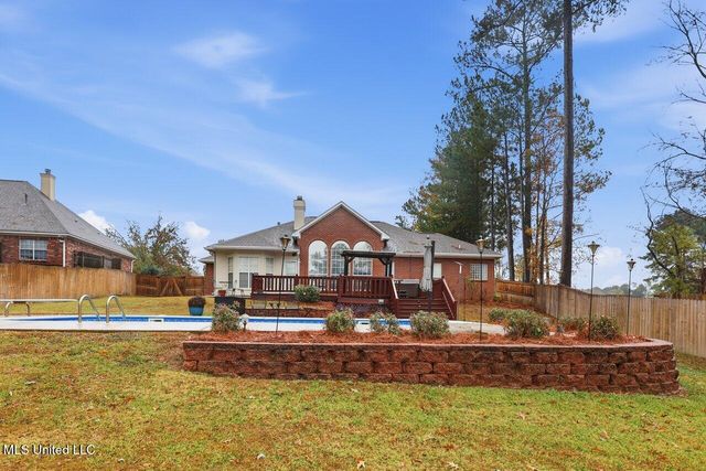 518 Castlewoods Boulevard, Brandon, MS 39047