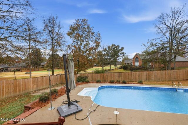 518 Castlewoods Boulevard, Brandon, MS 39047