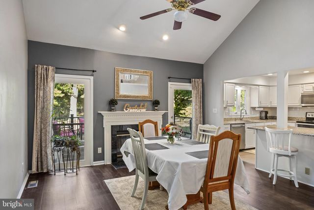 23 HILLTOP LN, Medford, NJ 08055