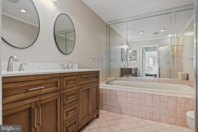 23 HILLTOP LN, Medford, NJ 08055