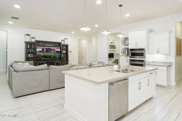 20051 E MAYA Road, Queen Creek, AZ 85142