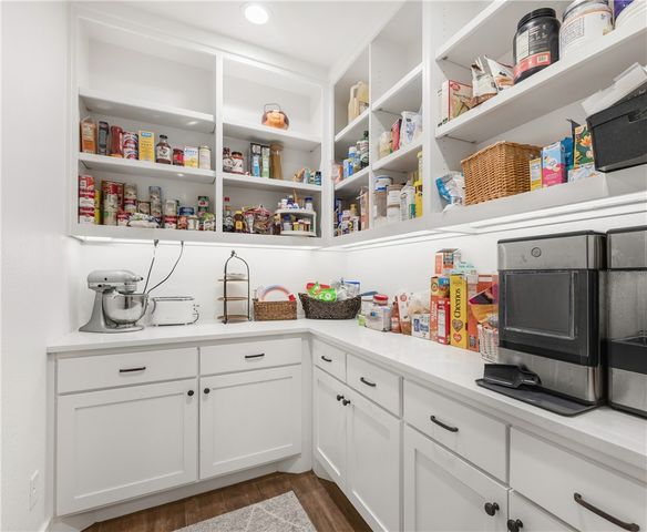 3901 Brownway Court, College Station, TX 77845