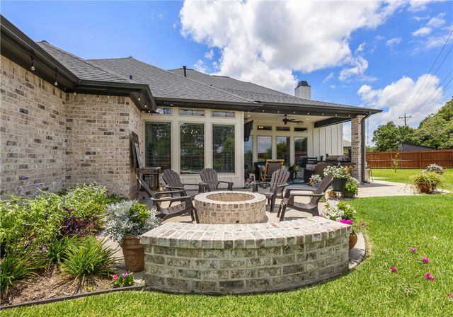 3901 Brownway Court, College Station, TX 77845