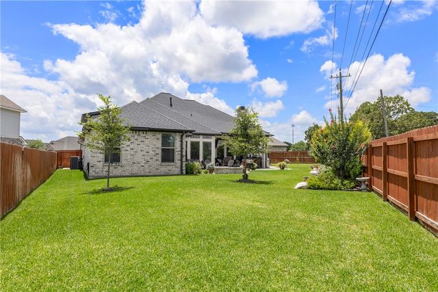 3901 Brownway Court, College Station, TX 77845