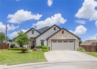 3901 Brownway Court, College Station, TX 77845