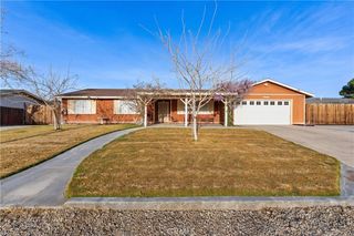 39443 162nd, Lake Los Angeles, CA 93591