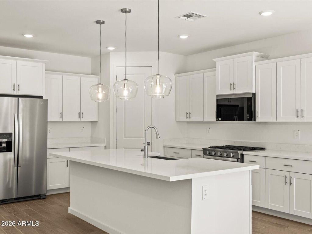 3860 N PATRIOT Way, Florence, AZ 85132 — exterior