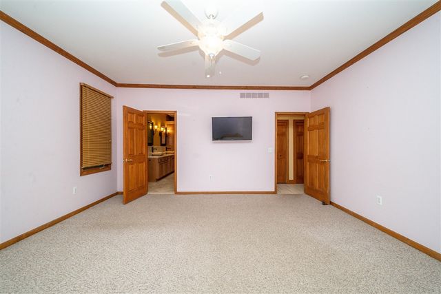 34554 Quaker Valley Road, Farmington Hills, MI 48331