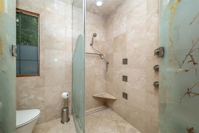 34554 Quaker Valley Road, Farmington Hills, MI 48331
