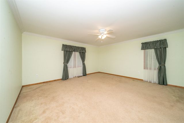 34554 Quaker Valley Road, Farmington Hills, MI 48331