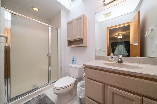 34554 Quaker Valley Road, Farmington Hills, MI 48331