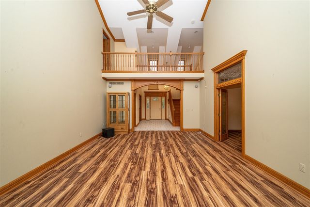 34554 Quaker Valley Road, Farmington Hills, MI 48331