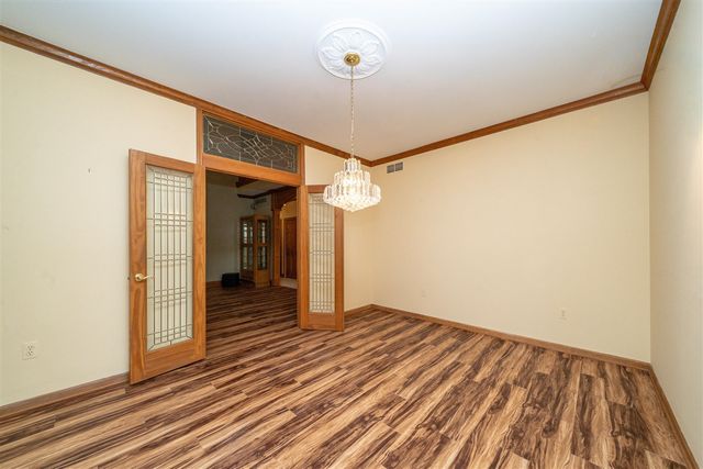 34554 Quaker Valley Road, Farmington Hills, MI 48331