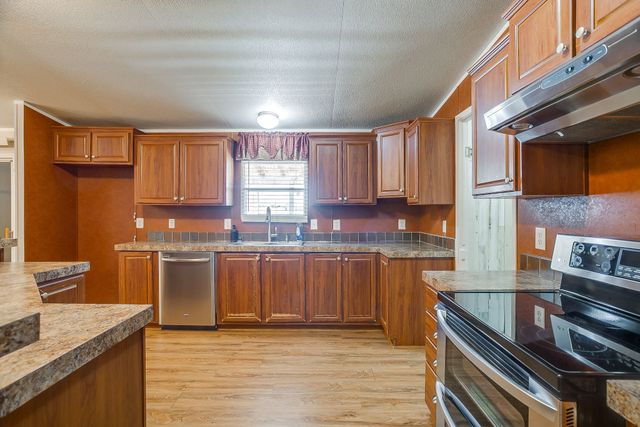 6004 Black Springs Lane, Joshua, TX 76058