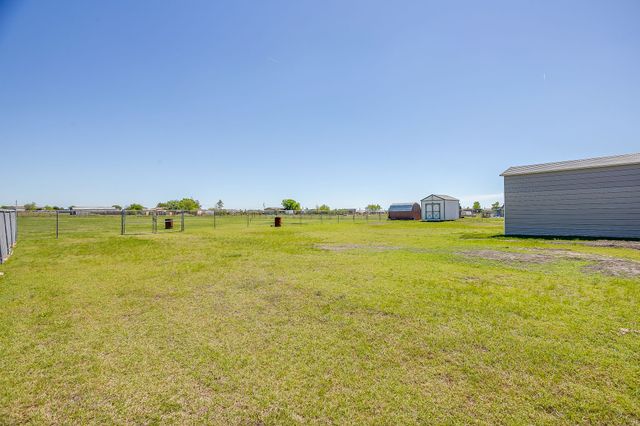 6004 Black Springs Lane, Joshua, TX 76058