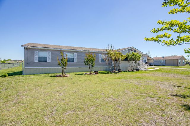 6004 Black Springs Lane, Joshua, TX 76058