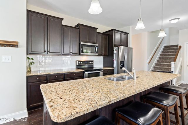 107 Camelot Drive, Holly Ridge, NC 28445