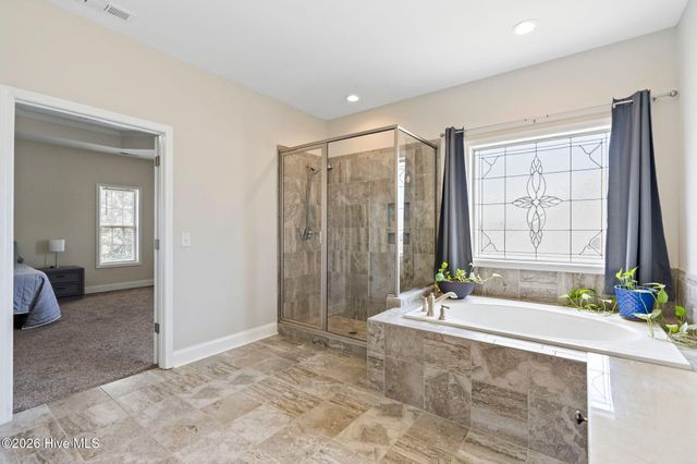 107 Camelot Drive, Holly Ridge, NC 28445