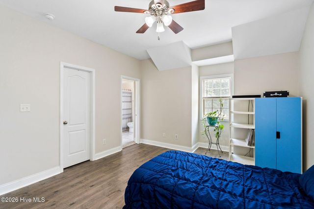 107 Camelot Drive, Holly Ridge, NC 28445