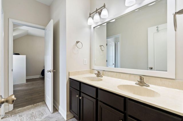 107 Camelot Drive, Holly Ridge, NC 28445