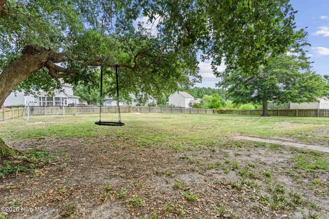 107 Camelot Drive, Holly Ridge, NC 28445
