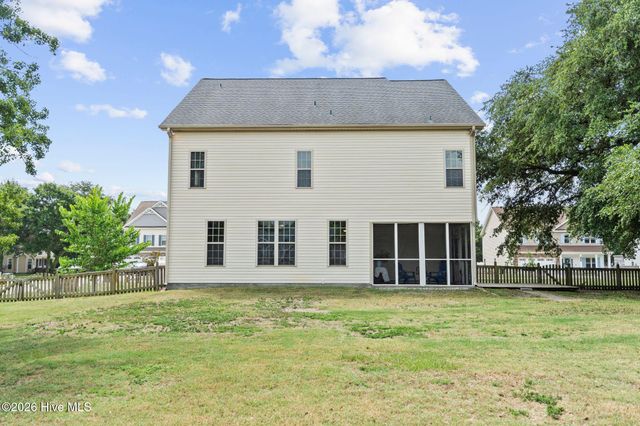 107 Camelot Drive, Holly Ridge, NC 28445