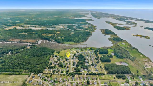 107 Camelot Drive, Holly Ridge, NC 28445