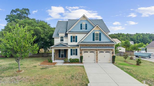 107 Camelot Drive, Holly Ridge, NC 28445