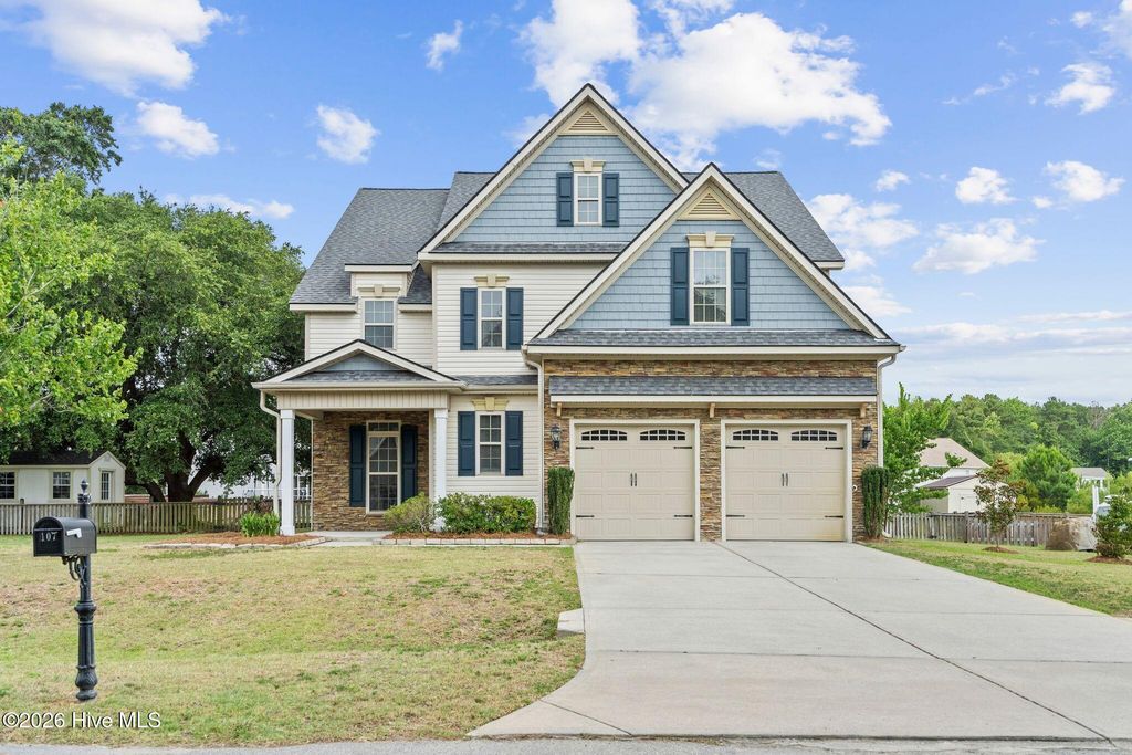107 Camelot Drive, Holly Ridge, NC 28445