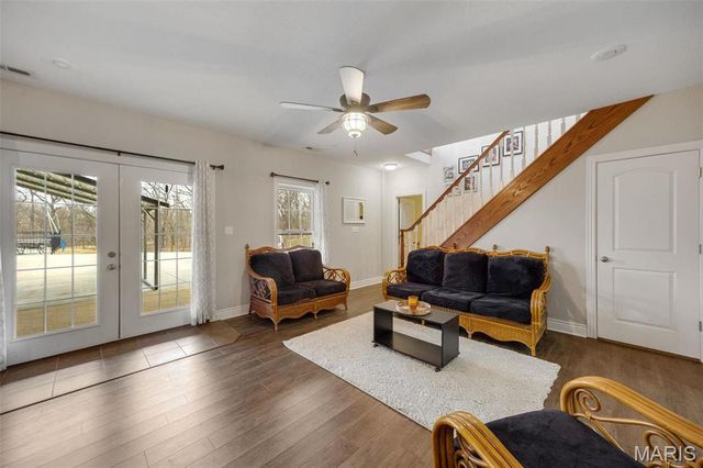 10226 Brushy Run Road, Potosi, MO 63664