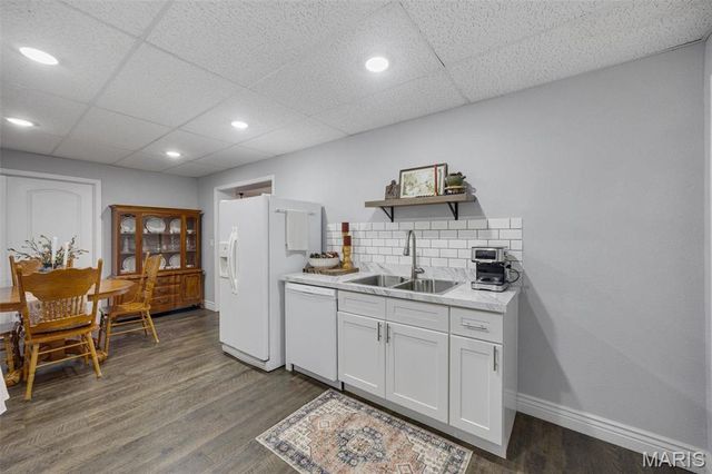 10226 Brushy Run Road, Potosi, MO 63664