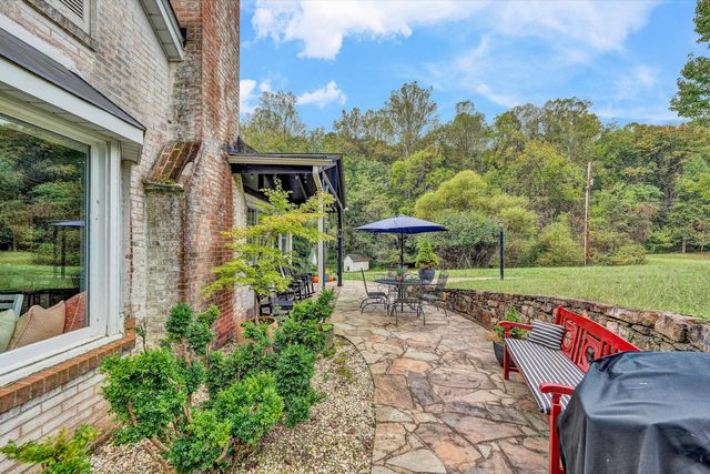 400 Walnut RD, Salem, VA 24153