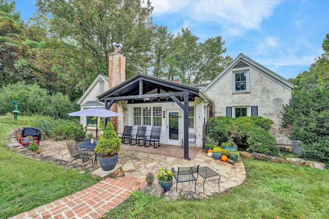 400 Walnut RD, Salem, VA 24153