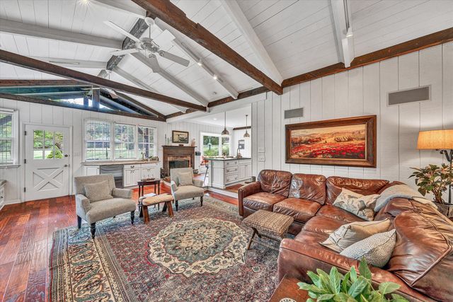400 Walnut RD, Salem, VA 24153