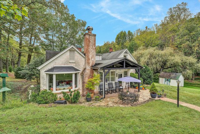 400 Walnut RD, Salem, VA 24153