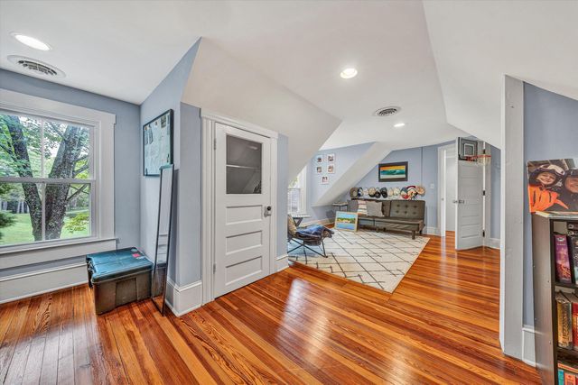 400 Walnut RD, Salem, VA 24153