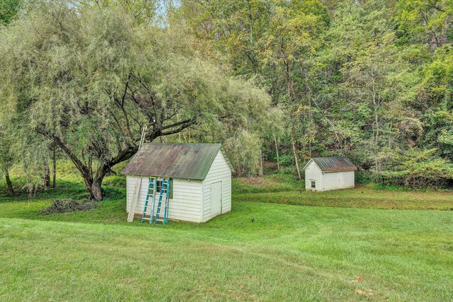 400 Walnut RD, Salem, VA 24153