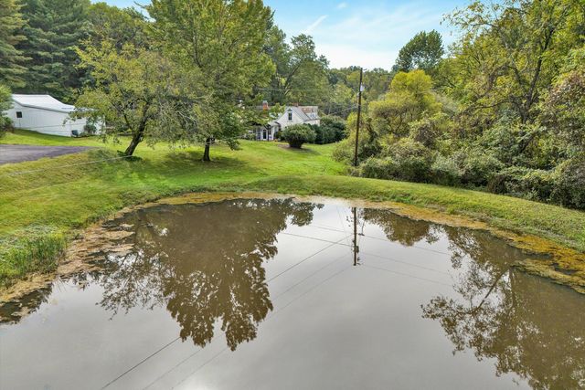 400 Walnut RD, Salem, VA 24153