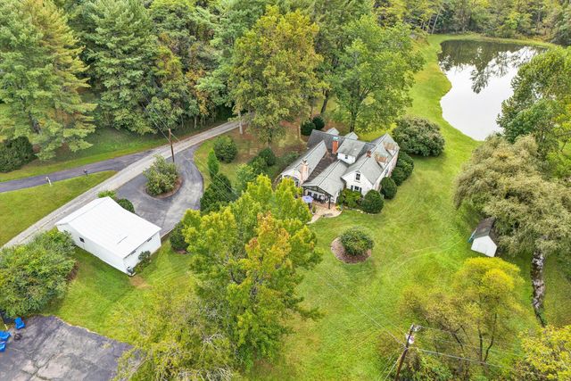 400 Walnut RD, Salem, VA 24153