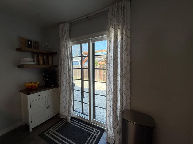 2021 W Acacia St, Stockton, CA 95203