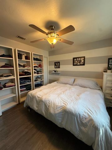 2021 W Acacia St, Stockton, CA 95203