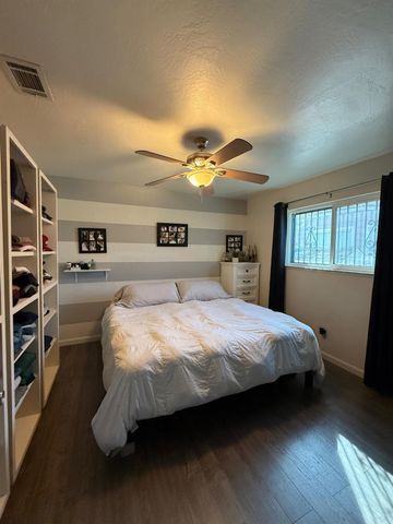 2021 W Acacia St, Stockton, CA 95203